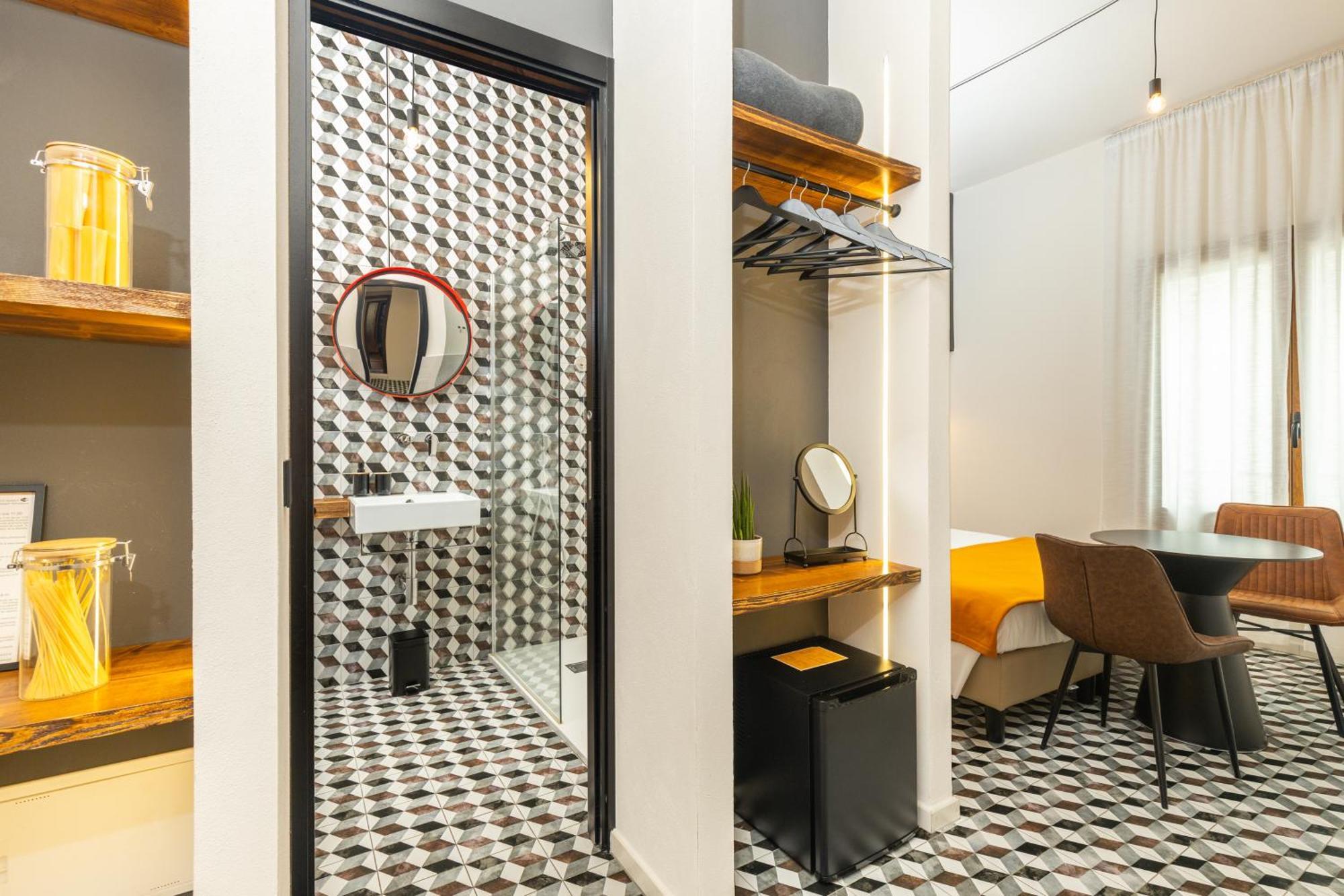 Iknos Accommodation 토르톨리 외부 사진