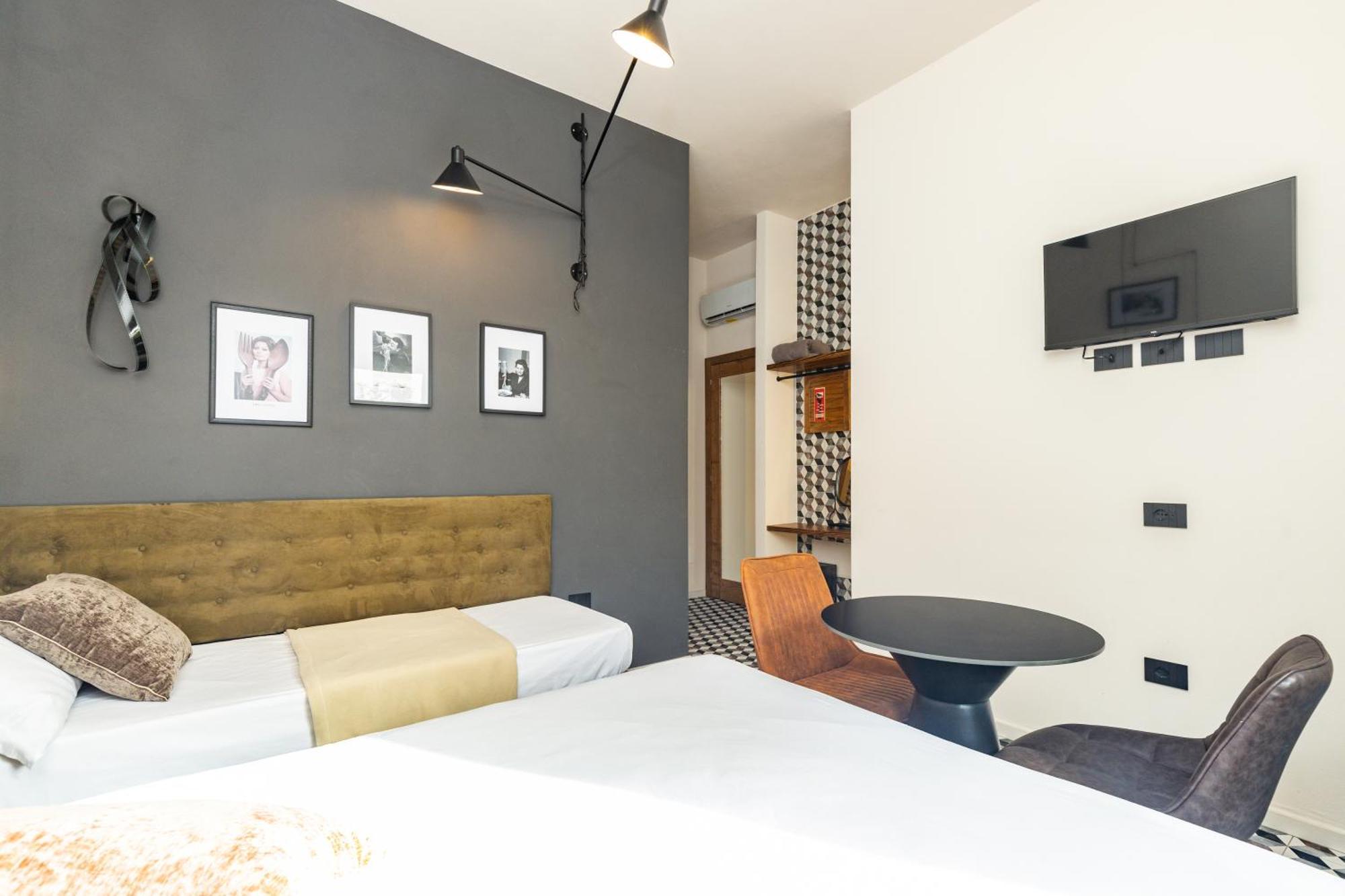 Iknos Accommodation 토르톨리 외부 사진