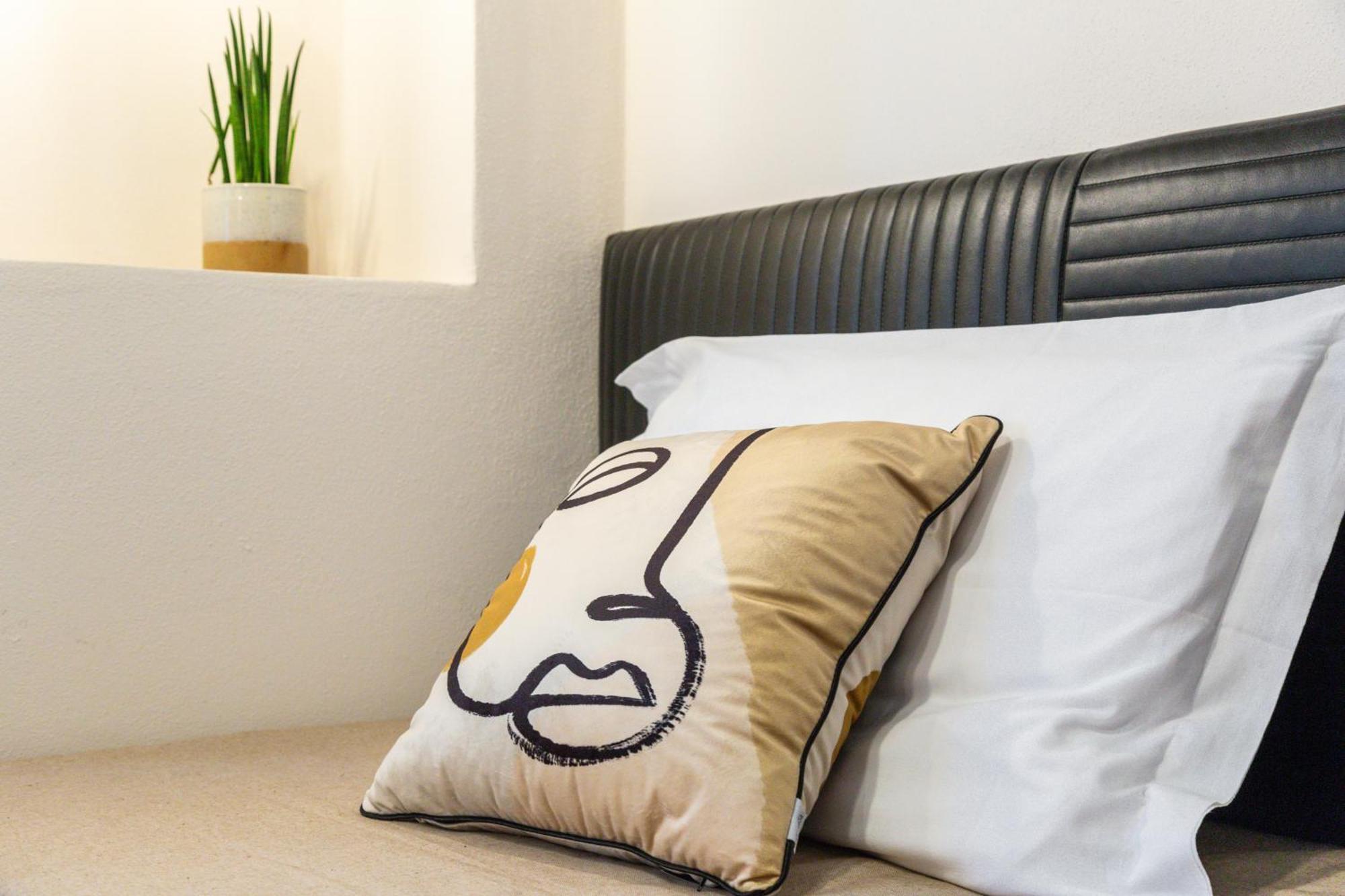 Iknos Accommodation 토르톨리 외부 사진
